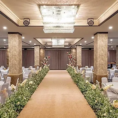 Prakerti Bhuana Hotel