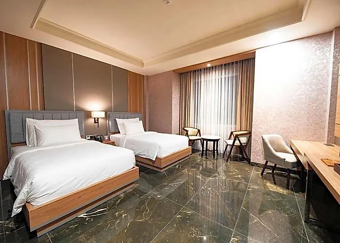 ホテル Taman Prakerti Bhuana 4*