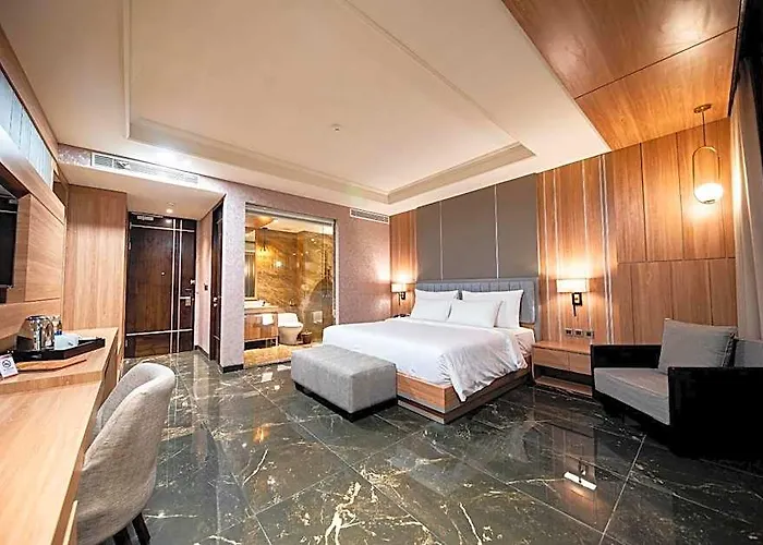 ホテル Taman Prakerti Bhuana 4*